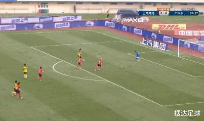 中超|1-0！张琳芃踢飞压哨点球，上港逆袭获得中超亚军+晋级亚冠正赛