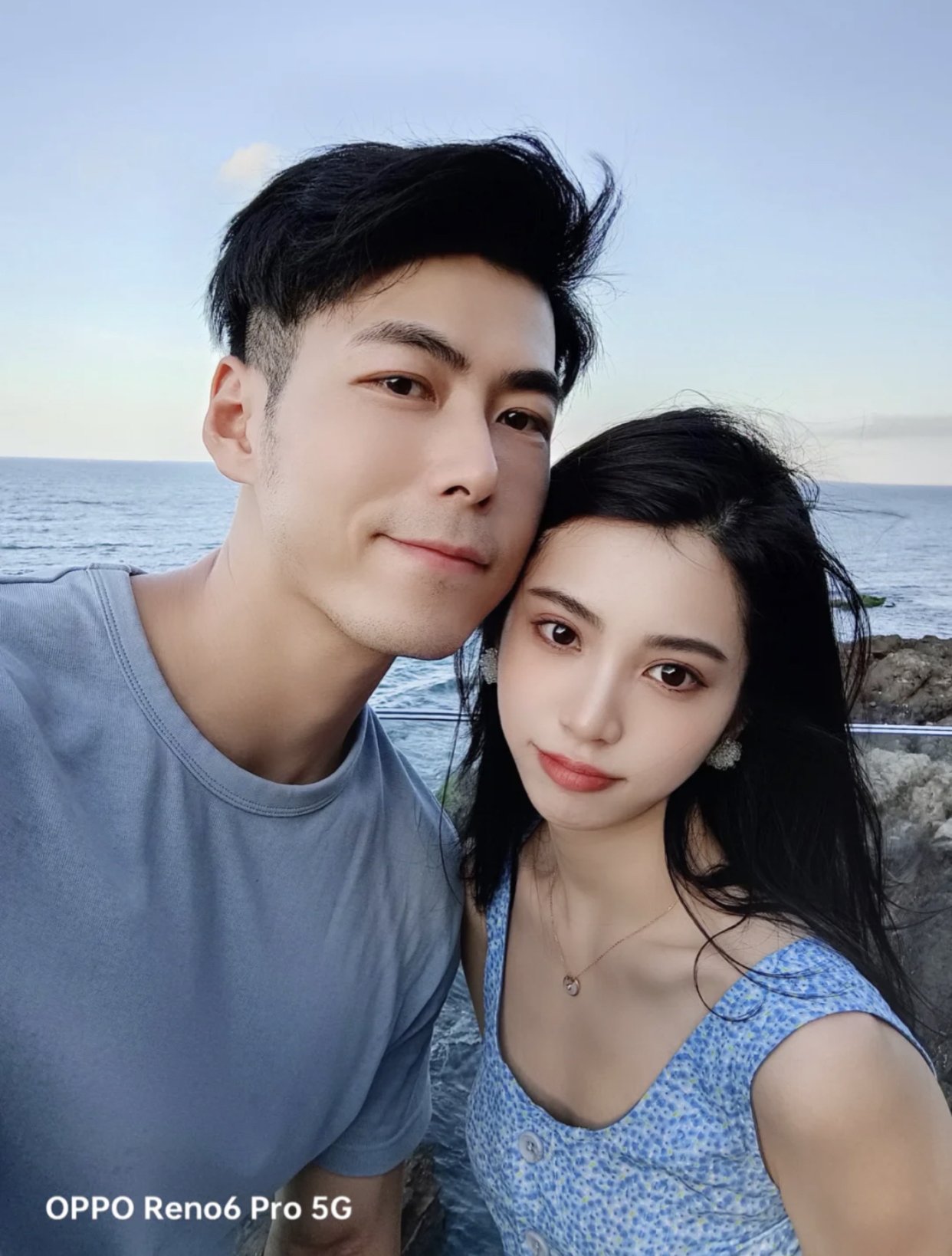 滤镜|一年九档恋综，明星捞钱就跑不保甜？这对素人才是真·恋综天花板