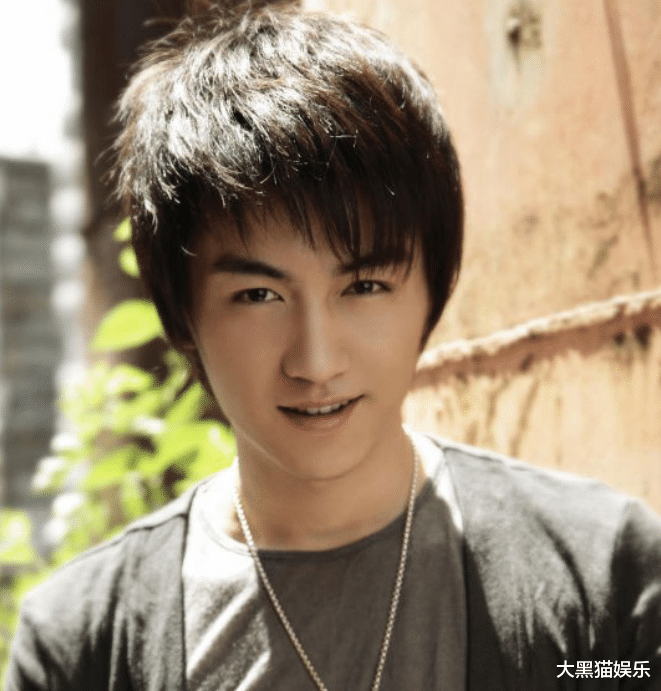 陈晓|陈晓为何不“红”了？看他老婆干的那些事，就一点都不奇怪了