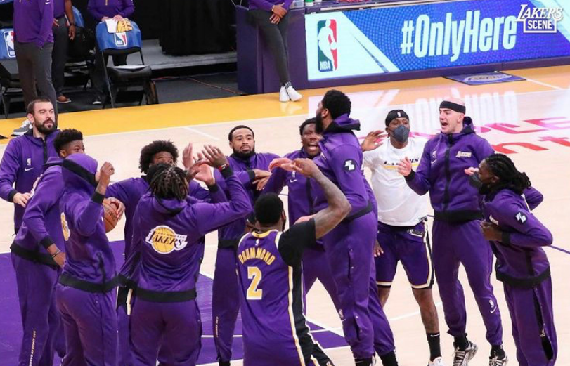 湖人队|官宣，热火全明星赛季报销！卫冕冠军也遭打击：打火箭，詹眉缺席