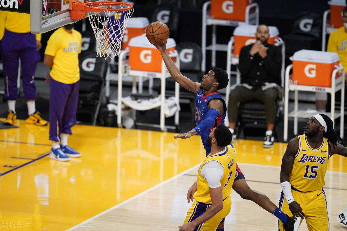 湖人隊|湖人險勝暴露一頑疾，比起內線側翼防守更令人擔憂，悔不該舍棄格林