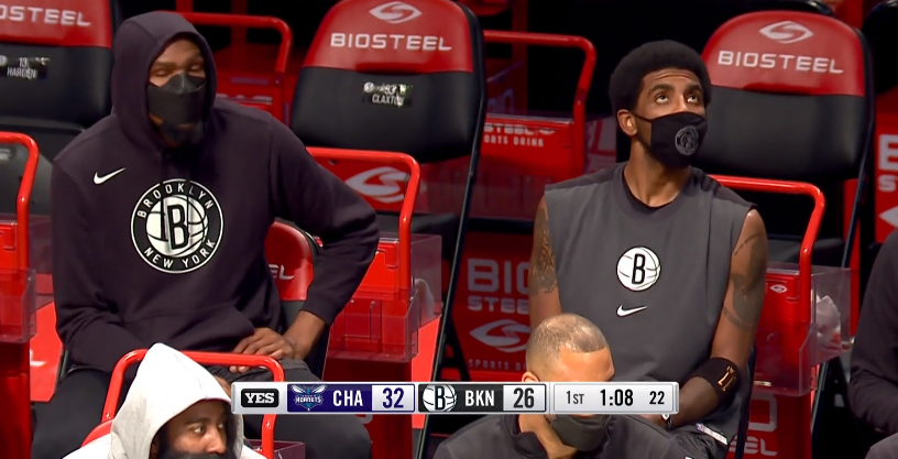 凯文·杜兰特|单节0分4助！杜兰特开启哈登式打法，7分钟仅1投+登哥眼神专注