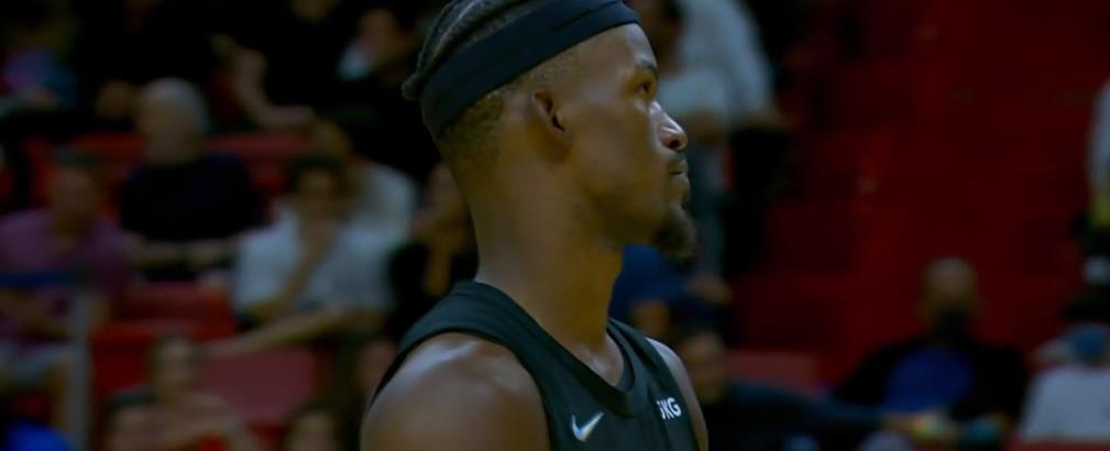 小智时尚 20+11+10！洛瑞创纪录，希罗大爆发，巴特勒立功，米切尔懊恼