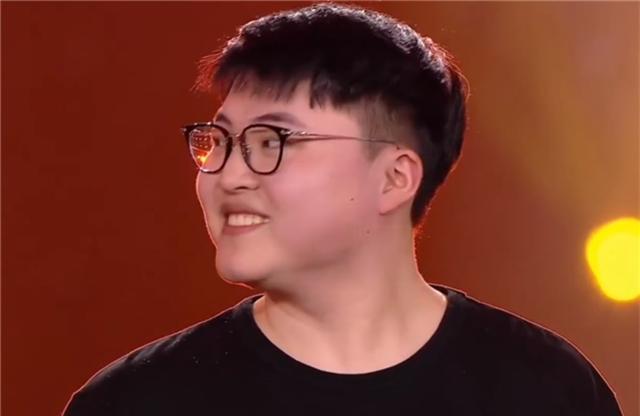 孤泳者|乌兹获搭档辅助力挺：一群可能没上钻石的人，有资格说他打得菜？