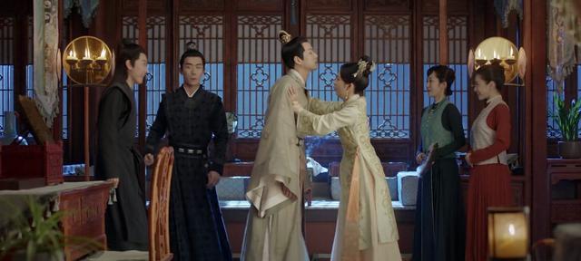 徐令宜|锦心似玉：冬青结局有多惨？被逐出罗府后，遭遇老头骗财骗色！