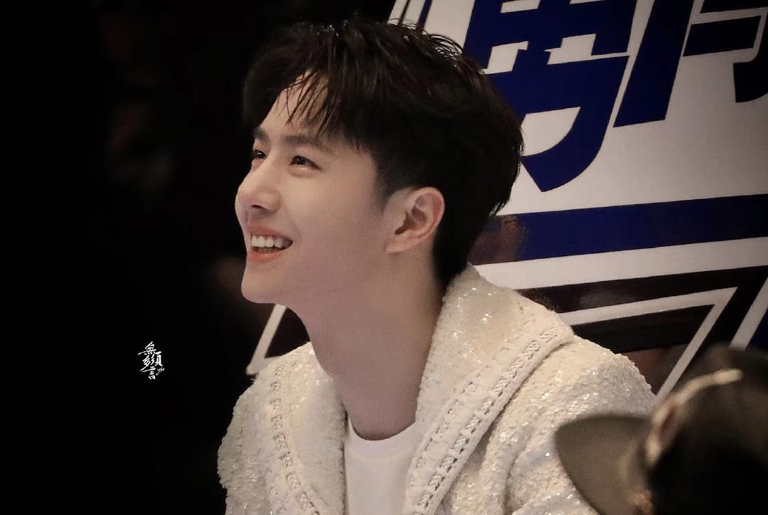 王一博|王一博新歌廿四即将来袭，一年一歌一舞台，酷盖从未缺席！