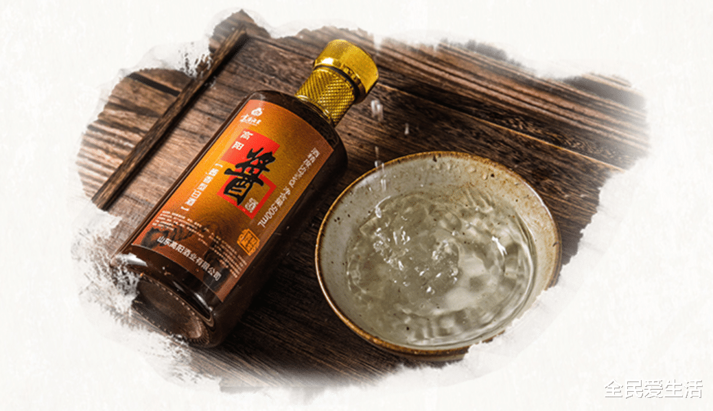 汾酒 黄盖玻璃汾酒能堪称“夺命53”,为何53度飞天茅台却不能?专家一席话直戳心坎