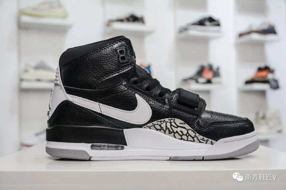 南方鞋匠|设计新颖,Air Jordan Legacy 黑白经典配色,潮人上脚款?
