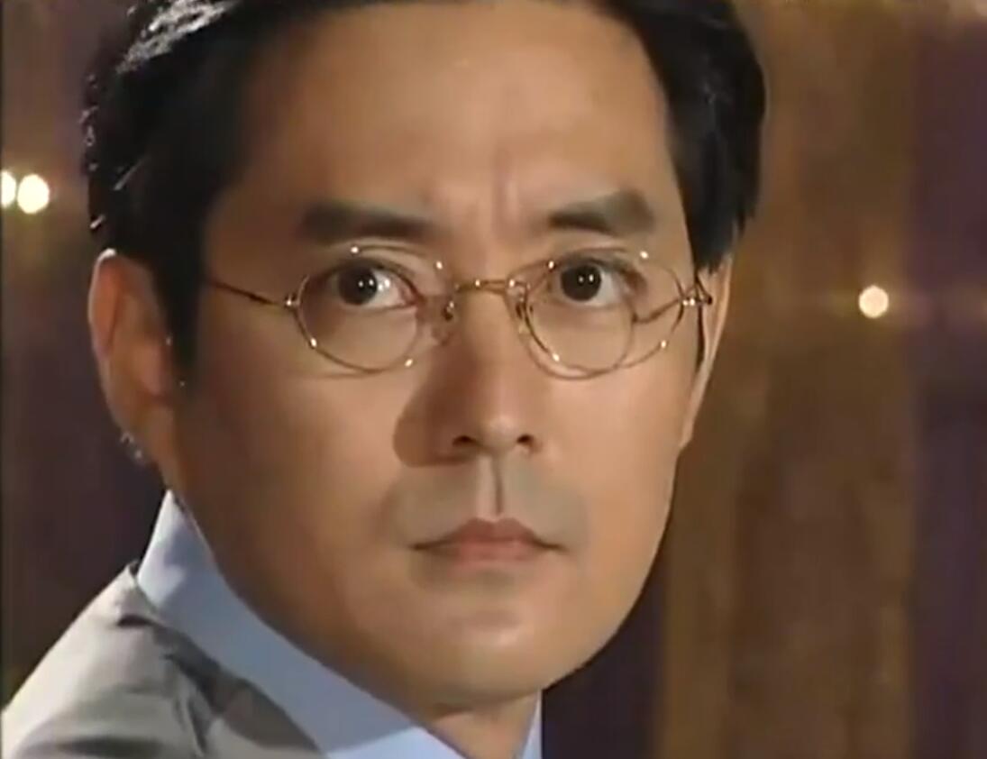 第八号当铺|18年前的剧：女二爱上外祖父，女主为报复男主作践自己身体！