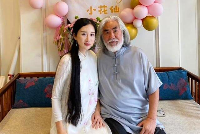 张纪中|疑张纪中交易名单曝光,众女星在列,员工称撞到其与范冰冰现场