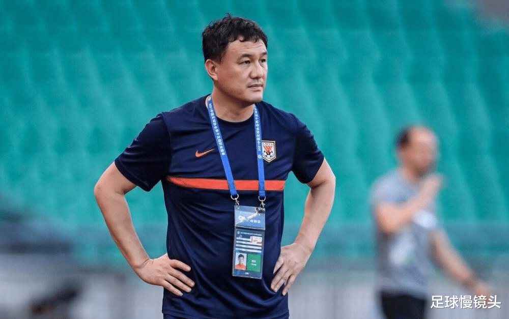 郭田雨|45-35！中超冠軍即將誕生，郝偉笑了：沖雙冠王，郭田雨?duì)幗鹧?
onload=