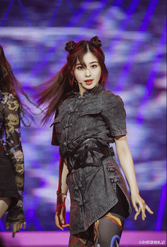 张含韵|张含韵减肥成功，不再是赵丽颖口中的死胖子，小圆脸变成v 脸