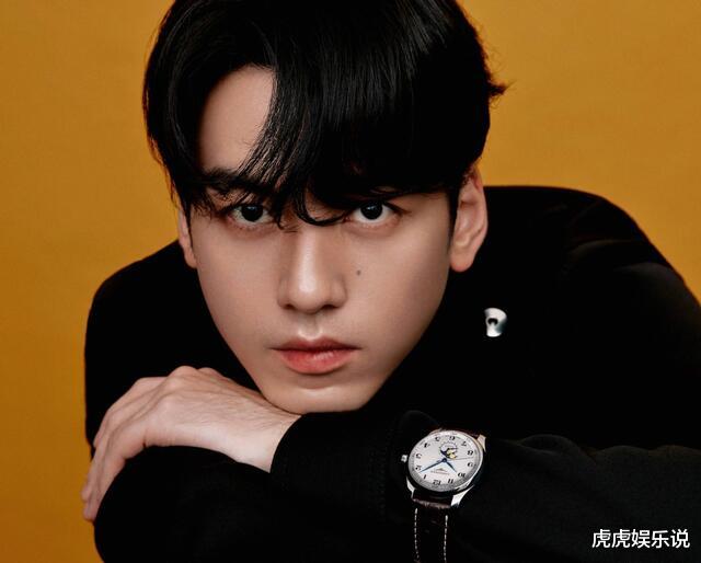 刘迦|宝藏男孩刘迦，既帅气又深情，与大13岁女友谈了10年姐弟恋