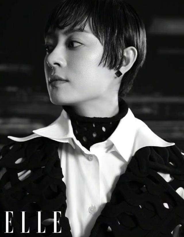 魏巍|孙俪留着油头登封面,披一身“渔网”气场全开,可惜少了点女人味