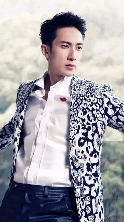 明星|女明星身材好吸眼球，男明星身材好的一样让你流鼻血！六个身材超棒看看都有谁？