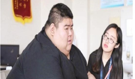 阿娇|中国第一胖王浩楠：一年减掉363斤，变瘦后抱得美人归