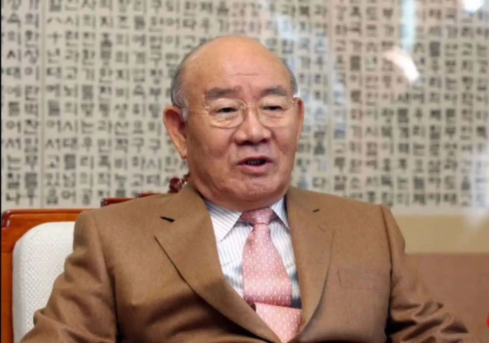 韩国|两位前总统一个月内相继去世，韩国政治清算何时休？