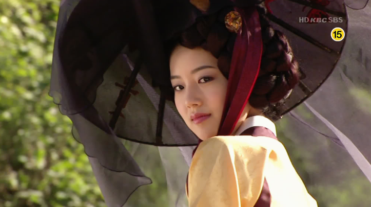 文彩元|“绯闻绝缘体”文彩元，从艺术家转行当演员，多才多艺圈中清流