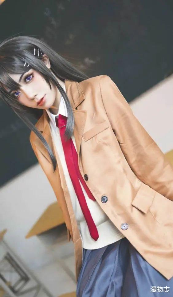 |樱岛麻衣正片cos, 一眼回眸是否还记起她