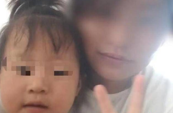 三十秒社汇 四川一三岁女童被幼儿园教师继母虐待致死，一审宣判刑期十年半，网友：判少了？