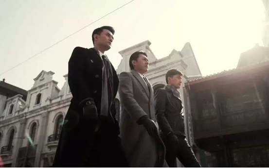 陈道明|59亿播放《伪装者》不算啥，靳东这部谍战剧才狠，搭档比肩陈道明