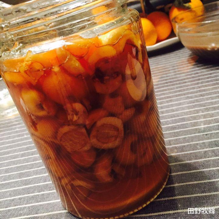 田野牧蜂|蜂蜜泡枇杷果可以长时间保存吗? 枇杷果加蜂蜜的功效?
