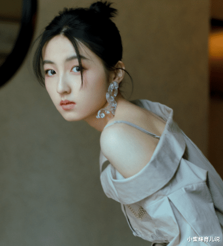 张子枫|张子枫曾3次拒绝当跑男嘉宾，理由只有6个字，节目组：无法反驳