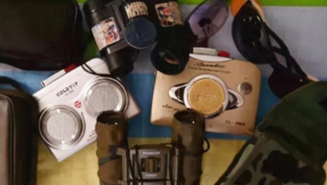 奶豆说育儿|她用20年扒光上千只“狐狸精”,当街暴揍、留影,然后扬长而去