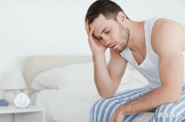 痛风|男人出现3种症状，肾脏或已“烂成筛子”，若占其一，趁早检查