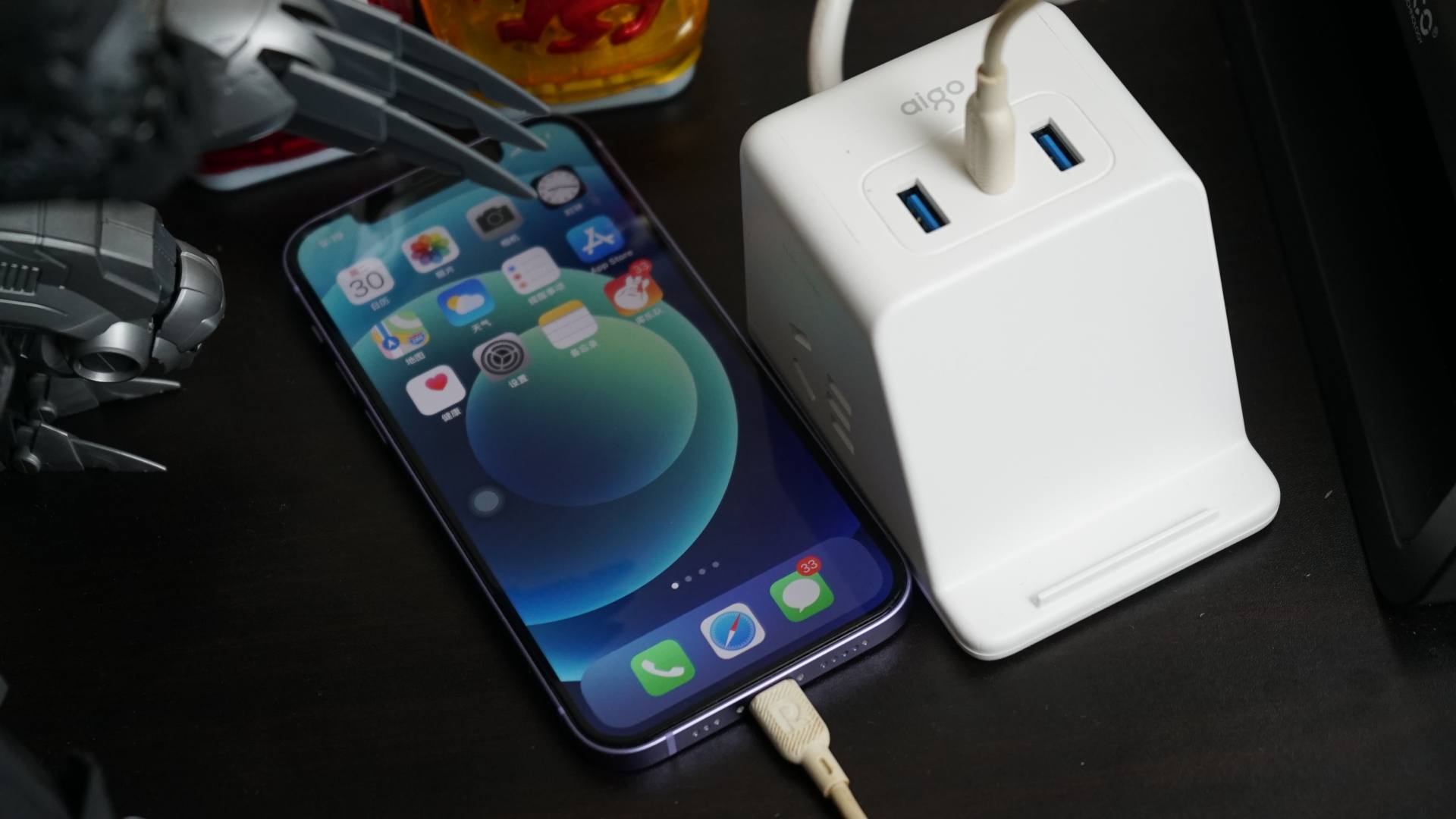 aigo|解放桌面雜亂充電，aigo小魔方 20W PD快充插座實現自由快充