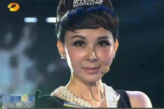 豆瓣|堪称变脸！那些整容越整越不好看的女明星，为何一直不承认整容