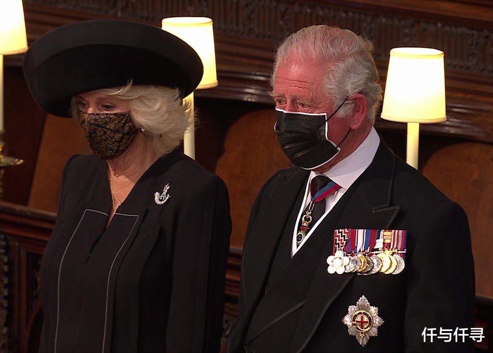 英女王寡黑著裝惹淚眾人，王室葬服有講究，男士全員黑西裝免尷尬-圖10