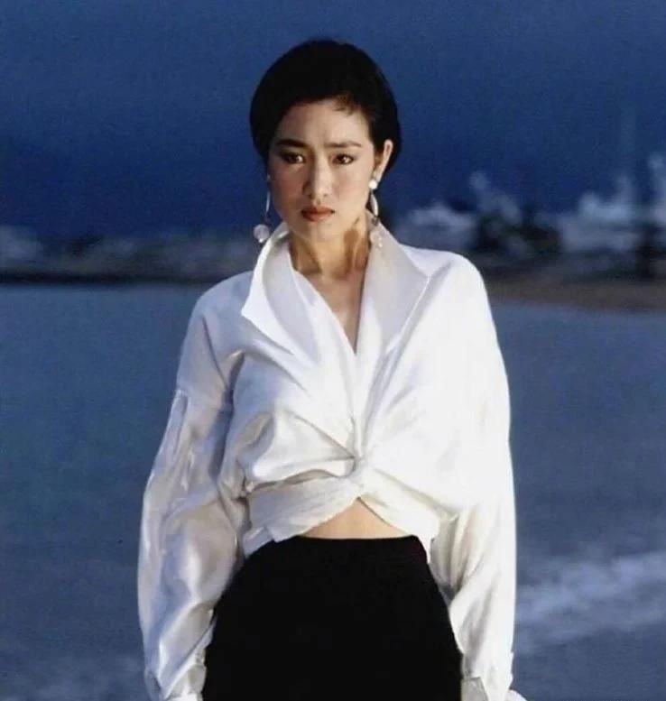 巩俐|她多次担当巩俐的替身！为人低调，却在《父母爱情》中高调不已