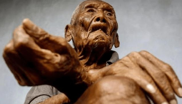 细胞分裂 人类极限寿命是多少岁？我们的平均寿命还能往上提一提吗？