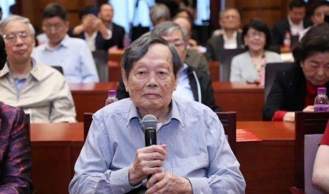 科学家 杨振宁一百岁了，6位科学诺奖获得者出生在国内，你知道几个？