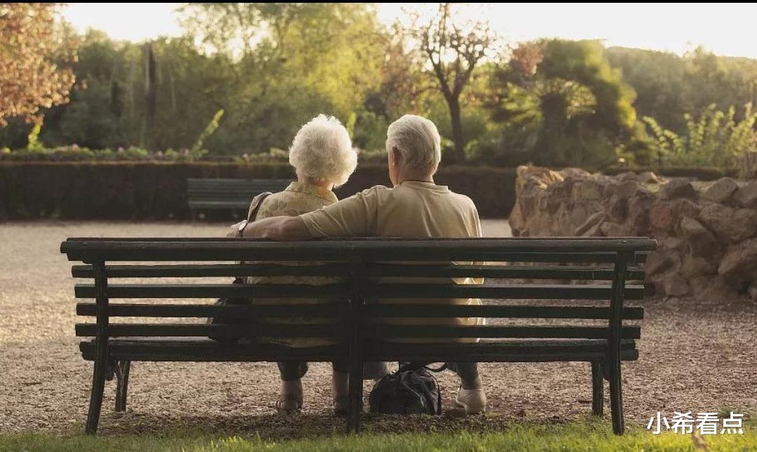 小希看点 河南一女子与姐夫保持20年不正当关系，终遭恶果，大哭要起诉姐夫