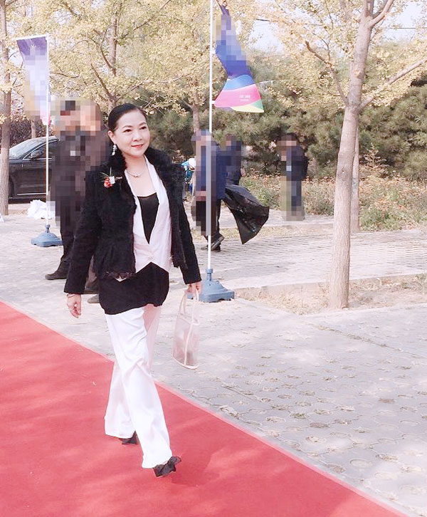中美心心国际婚姻网|中国第一个女明星嫁外国人-沈丹萍