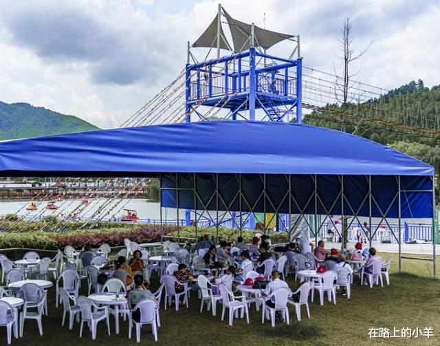 西宁 距离杭州两小时，新开业的这家水上世界，竟然搬来了三亚的沙滩