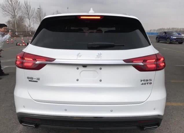 红旗hs5|估计又是爆款！新款红旗HS5实拍，外观升级换全新LOGO，3季度上市