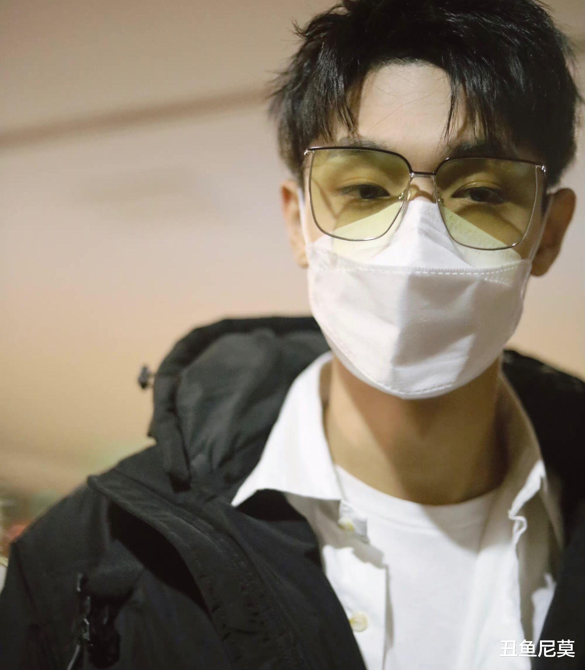 跨年|栾云平秦霄贤张九南相声春晚路透，何九华与王鸥恋情曝光后首现身