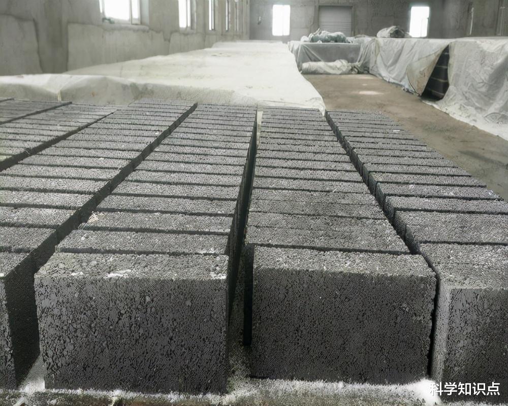|国家为什么要禁止使用红砖建房？存在什么危害？未来该用什么盖房