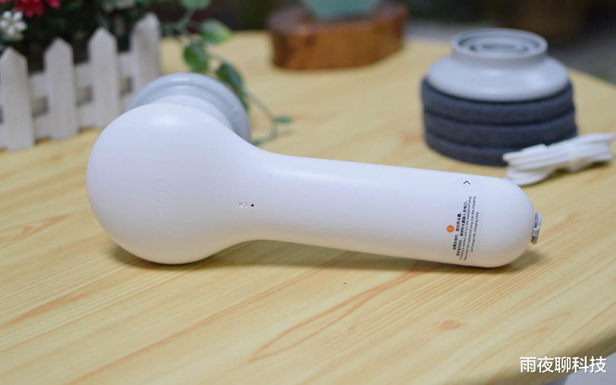 油污不沾手,厨房干净有新招:小米有品魔雅清洁刷