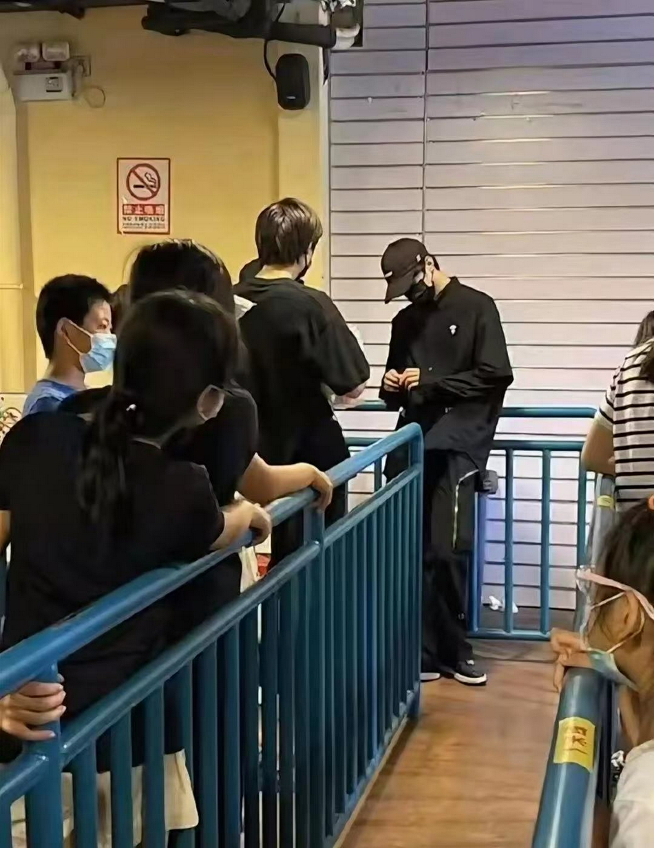 演唱会|官方宣布TFBOYS八周年演唱会取消，同一天时代少年团迎来好消息