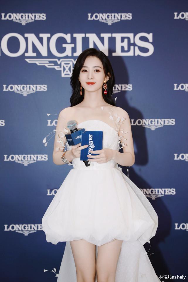 赵丽颖|赵丽颖的元气少女感太惊艳，关键点在于眼影倒置，无辜感爆棚了！