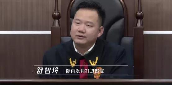 这部纪录片,我气到肝疼,又笑到头掉