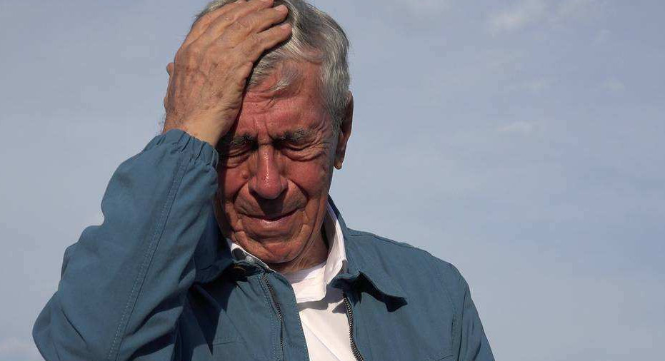 脑梗|出现脑梗前有预兆，身体会出现“1软2硬”，尽快做脑CT