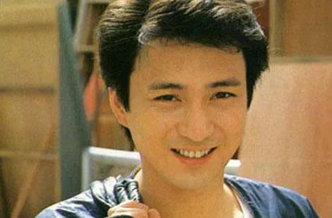 |娱乐圈六对年龄差距大的情侣，都是狠人，最大差49岁，最小差20岁！