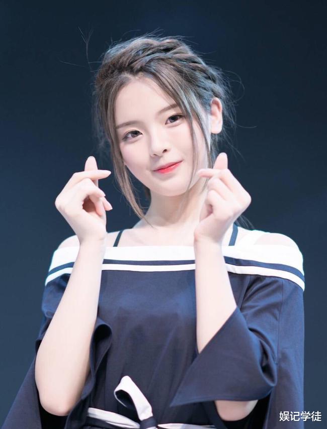 杨超越|23岁杨超越“逆袭”当老板，持股近4成，主营业务横跨多个领域