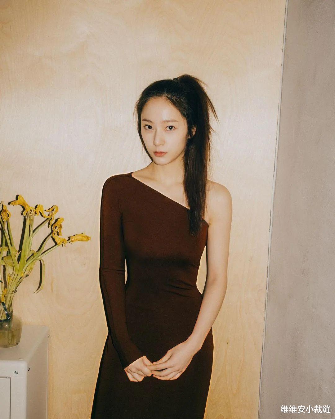 迪丽热巴 韩国女星郑秀晶凭颜值爆表登上热搜，零毛孔好肌肤离不开3个护肤小秘诀