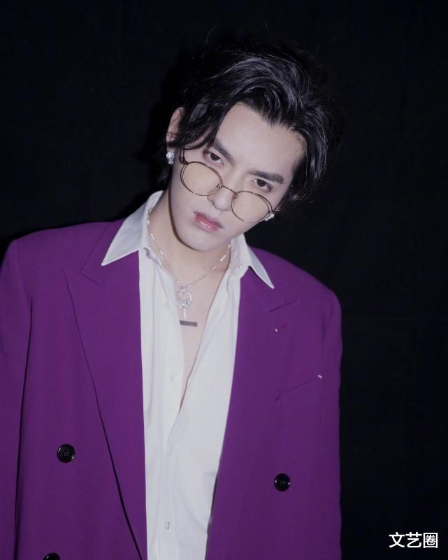 吴亦凡|知情人曝吴亦凡每次约会沉迷上厕所，透露其会被封杀，逼人堕胎的证据就能捶死他